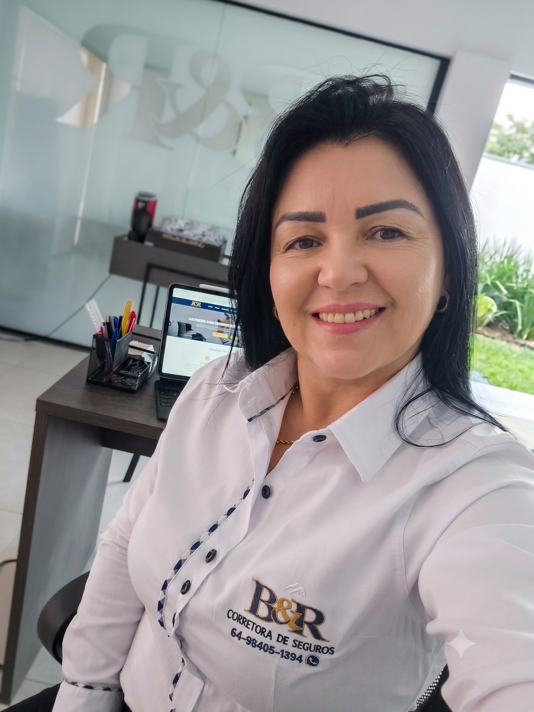 Cátia, corretora responsável pela B&R Corretora de Seguros